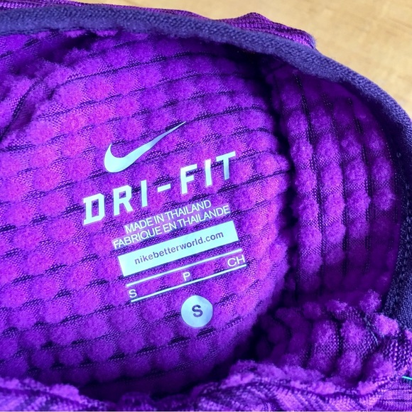 SOLD! Nike Dri-Fit Quarter Zip Pullover, Thumbholes, Purple, Magenta, Black, S - Picture 12 of 17